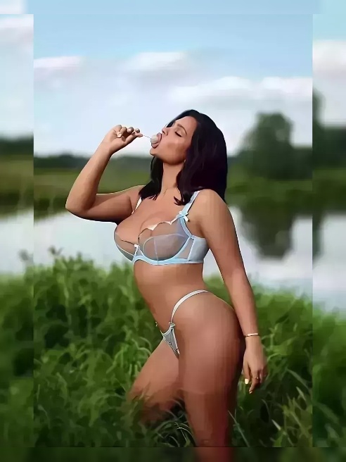 24/7 хочу развлекаться😇Приходи в гости) или приеду к тебе