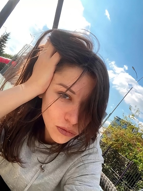 Приятный МБР с окончанием в ротик включен в стоимость часика💦💦💦