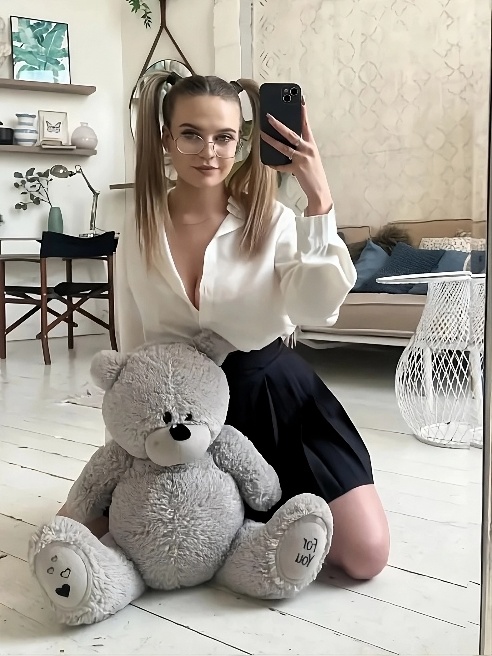 GFE, поцелуи и 4 размер натуральной груди🔥
Рада видеть тебя у себя на странице и благодарю за проявленный интерес🥰