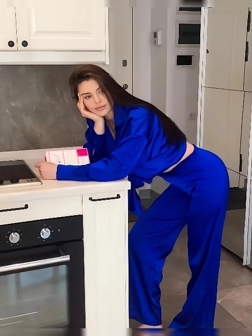 Здесь для комфортных, адекватных встреч!Я просто обожаю мужское внимание и качественный секс❤