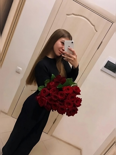 Я красива, как ангел, и сексуальна, как дьявол😇😈