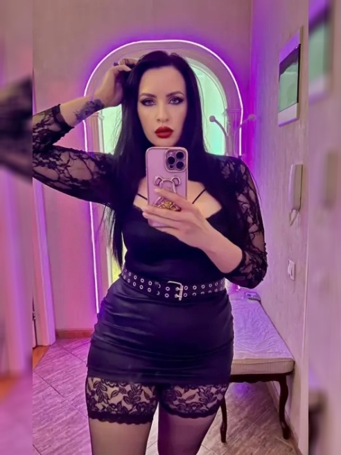 ⛓️С большим удовольствием сотру в порошок то, что ты  ошибочно считаешь своей честью и достоинством