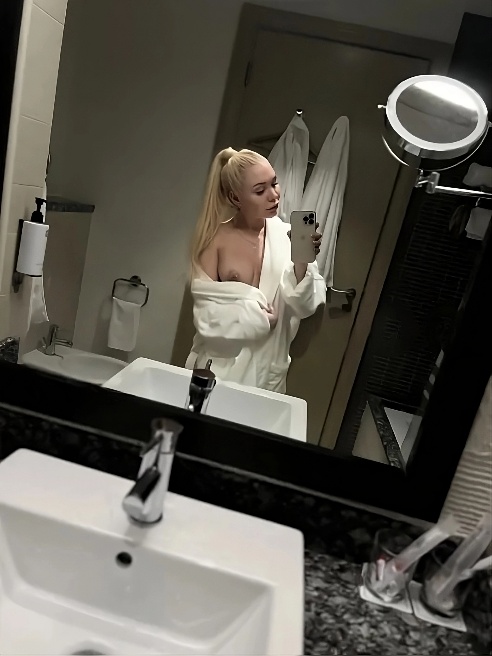 💋💕Приветик, сладкий💕💋 Меня зовут Ника, прекрасная блондинка с шикарными формами 💦💦💦 Для тебя у меня есть подарок 💝 🎁 мбр 💋💕Приветик, сладкий💕💋 Меня зовут Ника, прекрасная блондинка с шикарными формами 💦💦💦 Для тебя у меня есть подарок 💝 🎁 мбр
