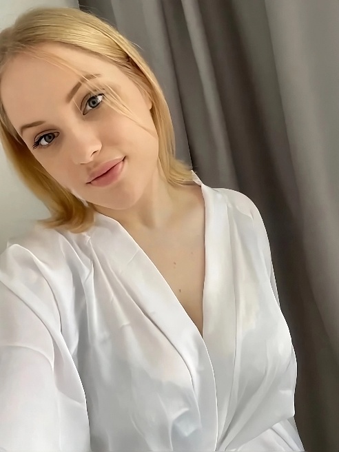 Внимательная, готова сделать все, что в моих силах, чтобы наша встреча вышла максимально приятной и комфортной.