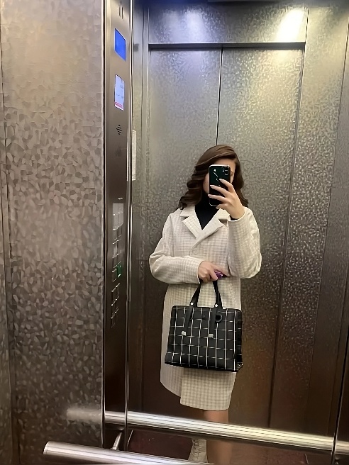 Сексуальная, женственная, мягкая нежная, во мне есть все, что нравится каждому мужчине)