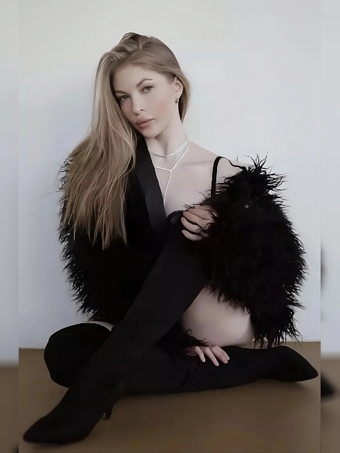 Устроим идеальное свидание?🤪💌

Inst: ariinnaaaaaaaaa