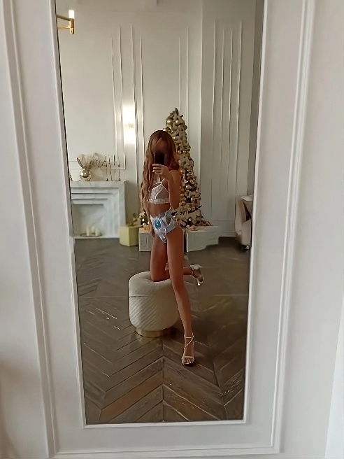 Позволь себе самое лучшее, ведь ты этого несомненно достоин😘