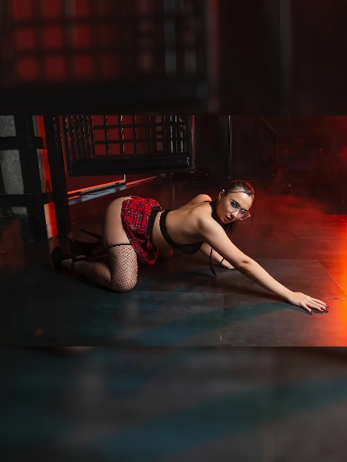 Моя сочная и влажная💦💦💦 дырочка тебя уже ждет👅❤️ Сделаю все для твоего удовольствия и отдыха🔥😘