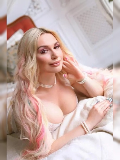Делаю горловой до 22см в длину, до 8.5см в ширину 😉
Настоящая леди для истинных джентльменов