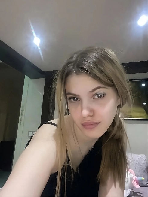 Приветик, меня зовут Настя 💫
хочу пригласить тебя на незабываемый вечер😏 Приветик, меня зовут Настя 💫
хочу пригласить тебя на незабываемый вечер😏