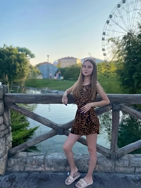 Приветик. Я Маруся.