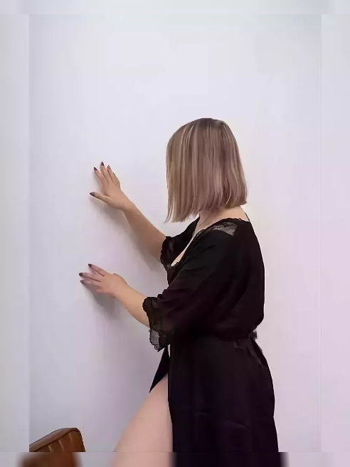 Очень милая, молоденькая и симпатичная девочка... Люблю делать минет, старательно и долго)? Ты запомнишь мой ротик надолго) 💋💋 Очень милая, молоденькая и симпатичная девочка... Люблю делать минет, старательно и долго)? Ты запомнишь мой ротик надолго) 💋💋
