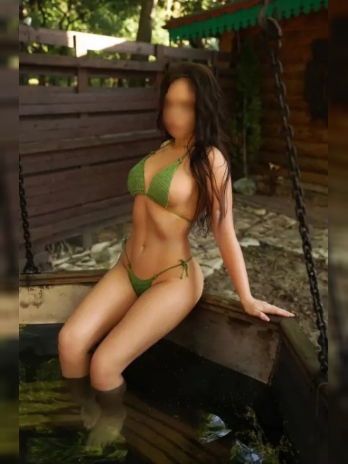 На связи 24/7!❤️🍑
От моего вида сзади ты сойдёшь с ума 🤤