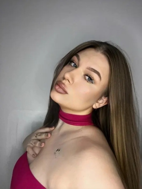 Молодая, приятная девушка, могу поддержать любой разговор ❤️ Молодая, приятная девушка, могу поддержать любой разговор ❤️