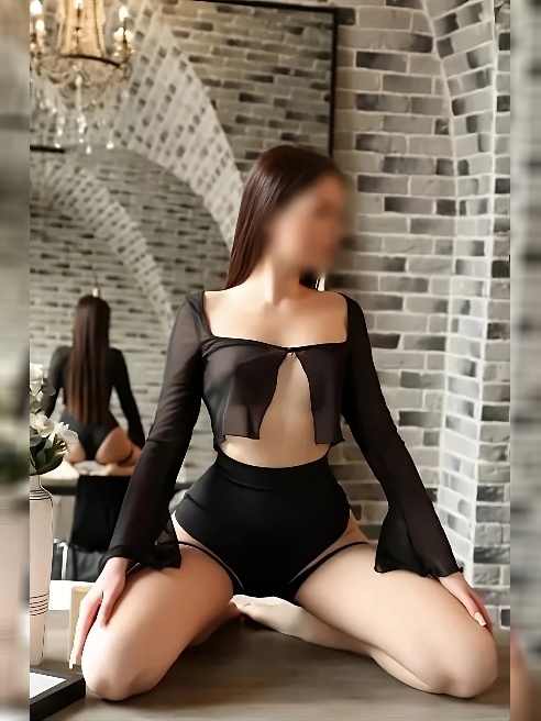 Сомелье 🍷Нежнейшее и самое прекрасное создание❤️ Умничка и красотка с шикарными внешними данными и с услугой "Всё включено" ❤️‍🔥
