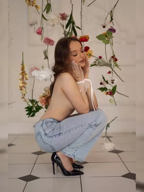 Обаятельная и привлекательная миниатюрная брюнетка🥰 МБР включён🔥‼️Дорогие мужчины, если мы с вами уже знакомы или раннее общались, прошу ...