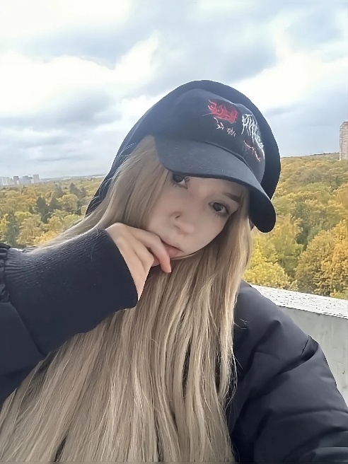 Маленькая юная лоля💘
18-летняя миниатюрная малышка с тонкими линиями тела и милой внешностью. Жду🩷 Маленькая юная лоля💘
18-летняя миниатюрная малышка с тонкими линиями тела и милой внешностью. Жду🩷