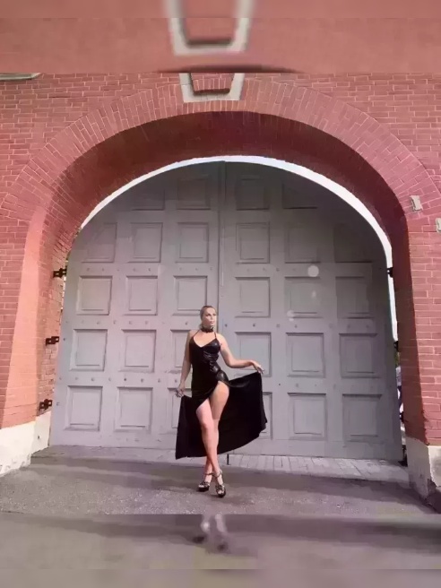 У меня легендарная попка и женственные, эксклюзивные формы!🔥💦😋