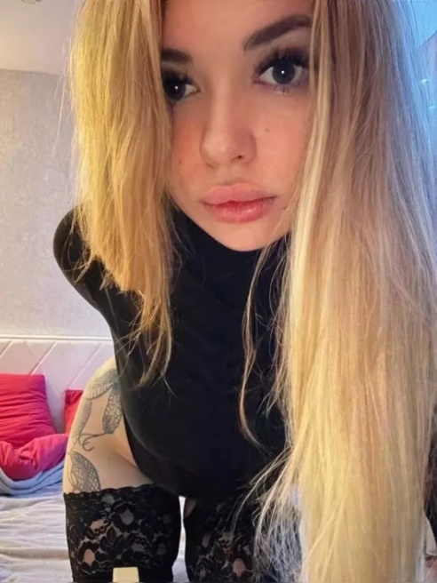 На звонки не отвечаю,только вотсап, живу одна, на глупые вопросы тоже не отвечаю✅😋 вся информация соответствует 😉