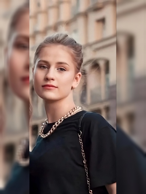 Новенькая в сфере , успей быть первым в моих нежных ручках❤️🤤