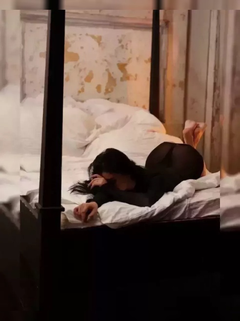 +7 (968) 937-99-24
Будь тем, кем захочешь - хотя бы со мной.
Делай то, что хочешь - хотя бы час.