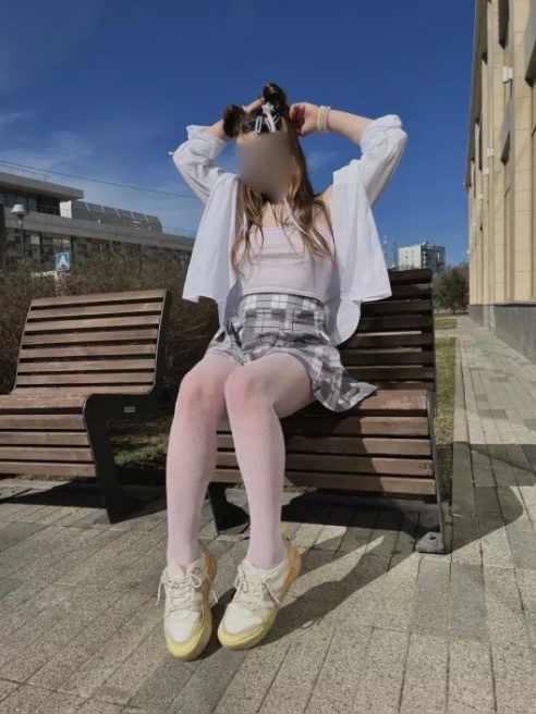 Приветик🫣☺️
Хочу быть твоей зайкой🐰
Сделай мой день🌝или ночь🌚намного прекрасней✨✨своим присутствием🤗