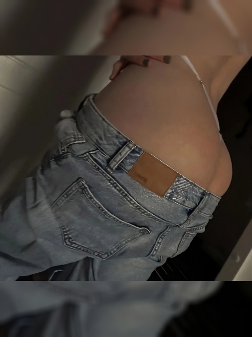 Привет милый гость!😊
Давай познакомимся, ознакомься с моей анкетой😘
