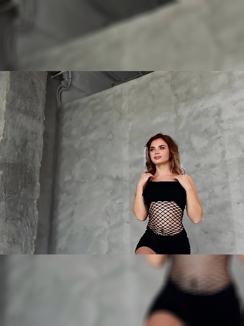 Что выберешь-нежность и ласка или чуть погрубее? Или совместим?😈 
Юная леди ждёт тебя в свои объятия🫶💕💕💕
