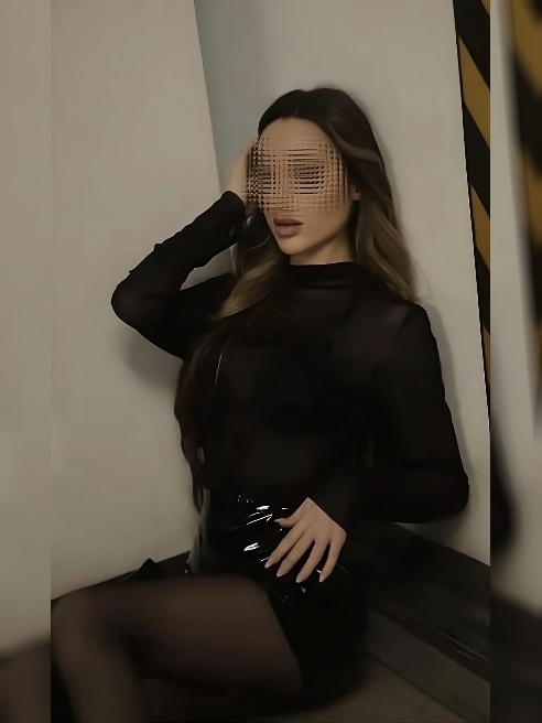 Привет😈
Стоимость актуальна,доп услуги отдельно🌸встреча конфиденциально 🤫
Новенькая в вашем городе 🥰