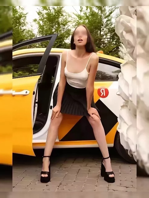 TAXI-SEXLOVE🔞❤️👄Специально для вас сделала фотосессию для подтверждения что я настоящая таксистка на своем новеньком KIA RIO🏎