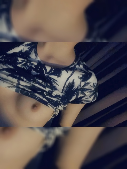 Успей попасть ко мне в гости 😈
Люблю секс во всех проявлениях 👄
И делаю шикарнейший минет Успей попасть ко мне в гости 😈
Люблю секс во всех проявлениях 👄
И делаю шикарнейший минет