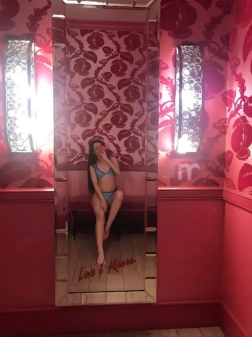 Маленькая кошечка ждёт в гости, чтобы поласкаться😘❤️ ВИРТ! ТГ с фоточками и видео https://t.me/sonya_massage ❤️Подпишись❤️
Разверни⬇️