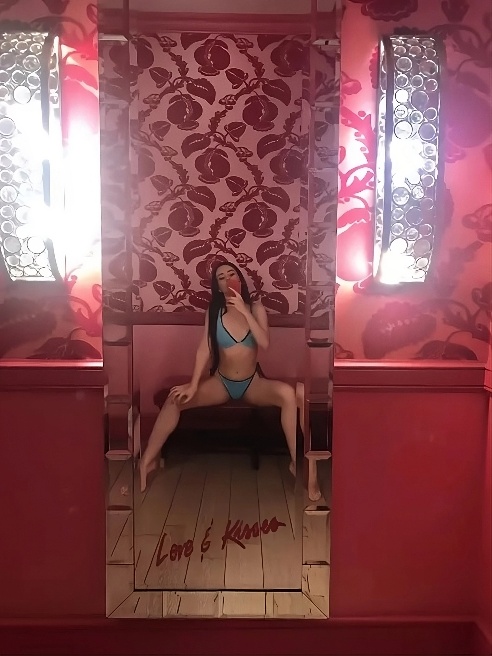 Маленькая кошечка ждёт в гости, чтобы поласкаться😘❤️ ВИРТ! ТГ с фоточками и видео https://t.me/sonya_massage ❤️Подпишись❤️
Разверни⬇️