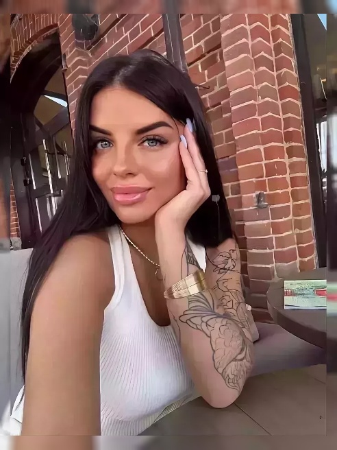 Впервые на сайте!🥰❤️
Шикарная брюнетка , с голубыми глазами! Сочной, красивой фигурой!
И грудью 4 размера!💋 Впервые на сайте!🥰❤️
Шикарная брюнетка , с голубыми глазами! Сочной, красивой фигурой!
И грудью 4 размера!💋