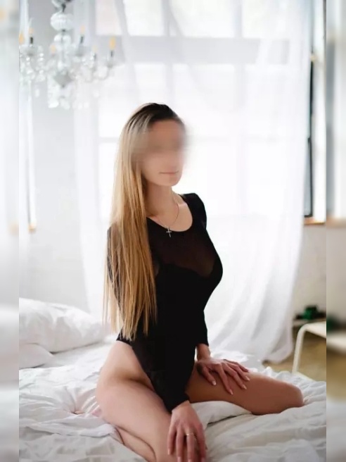🍒Впервые на сайте! Обладаю непревзойденной славянской внешностью, аппетитными формами и двумя высшими ;)
+7 985 910-01-23