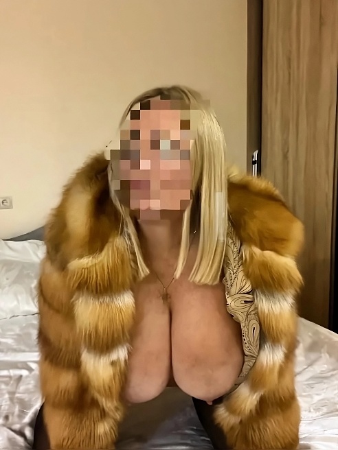 Красивая, статная, высокая, породистая!есть мои видео от 3000 тыс. За 1 видео.