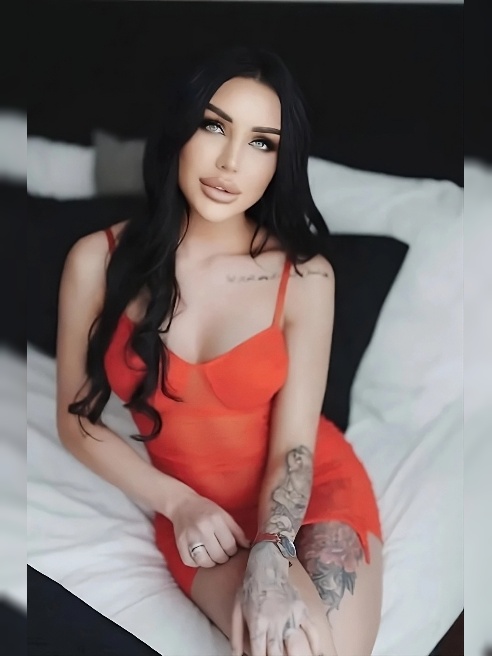 Добро пожаловать в мир сладости и райского удовольствия!
Я - CANDY LINA 🍭
Твоя идеальная спутница, которая скрасит любой вечер Добро пожаловать в мир сладости и райского удовольствия!
Я - CANDY LINA 🍭
Твоя идеальная спутница, которая скрасит любой вечер