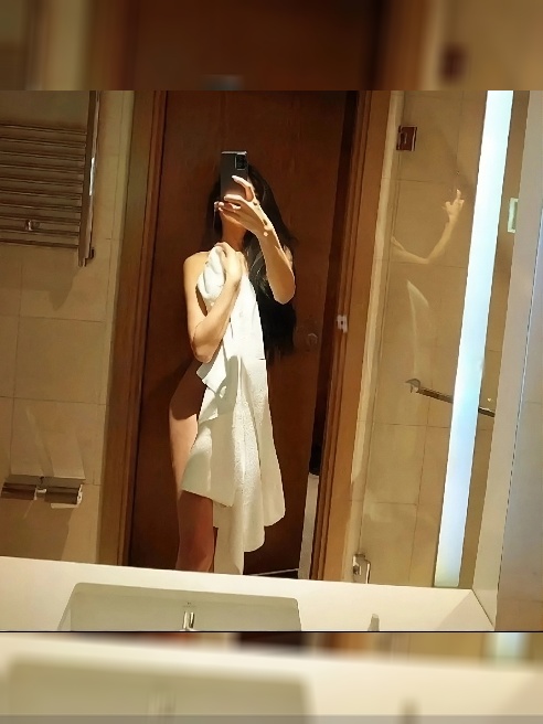 Только ВЫЕЗД. 
Связь WHATSAPP и TELEGRAM! 
Звонки не беру! 
Инди! Без салонов и диспетчеров.