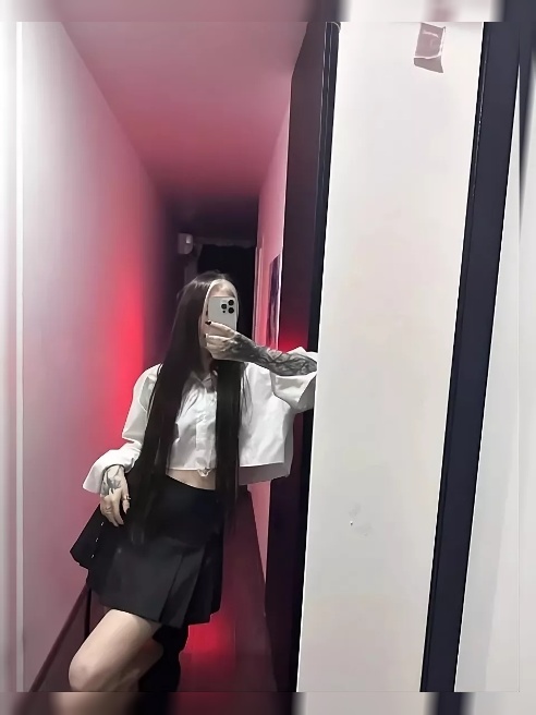 🖤 Всегда встречаю только в красивых нарядах и с макияжем. Встречи со мной проходят в формате GFE .🖤
