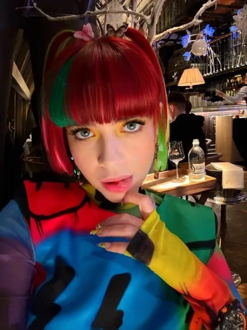 Я Тигренок 🐯🌈🦄🍌🍌🍌🥰Мой канал https://t.me/tigrenokSYCHKA 🐲🐲Яркая позитивная необычная 🌈 ПОДПИШИСЬ🍌🍌🍓🍓🌈❤️❤️