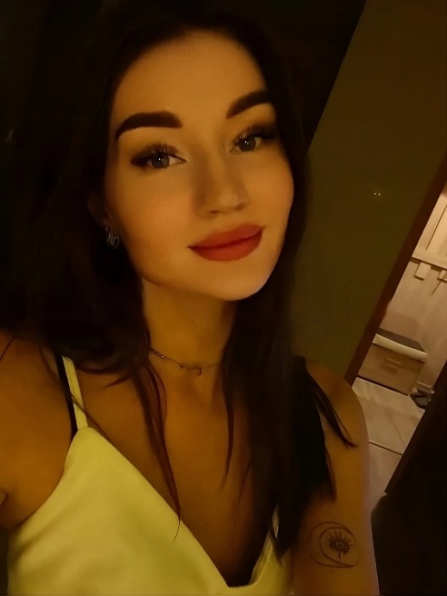 Я молодая, миниатюрная милашка 💓
В сфере совсем недавно, но очень старательная малышка 🥰 Я молодая, миниатюрная милашка 💓
В сфере совсем недавно, но очень старательная малышка 🥰