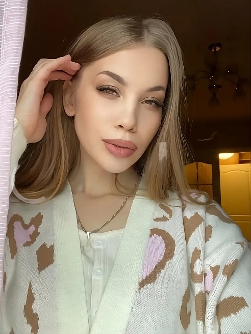 ТОЛЬКО СЕГОДНЯ В МОЙ ЧАСИК ВКЛЮЧЕН МБР , ОВР , КУНИ ,ПОЦЕЛУЙ ❤️ В КВАРТИРЕ НАХОЖУСЬ ОДНА , БЕЗ ПОДРУГ 😊
