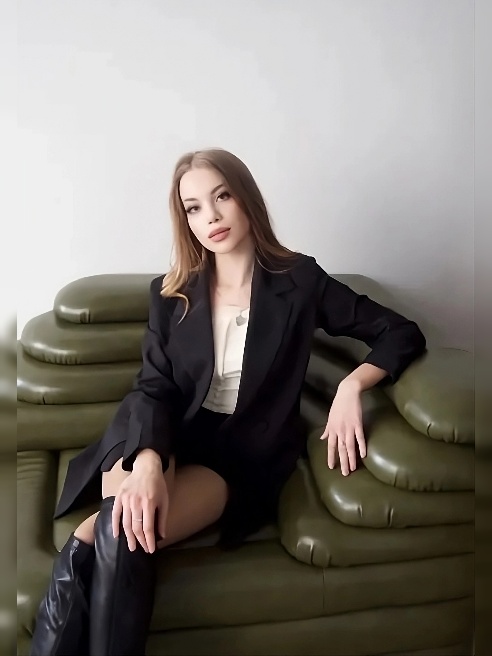 Только сегодня в мой часик включен , МБР , ОВР ,КУНИ, ПОЦЕЛУИ , ОКОНЧАНИЕ НА ЛИЦО💋💋💋Принимаю одна в однокомнатной уютной квартире