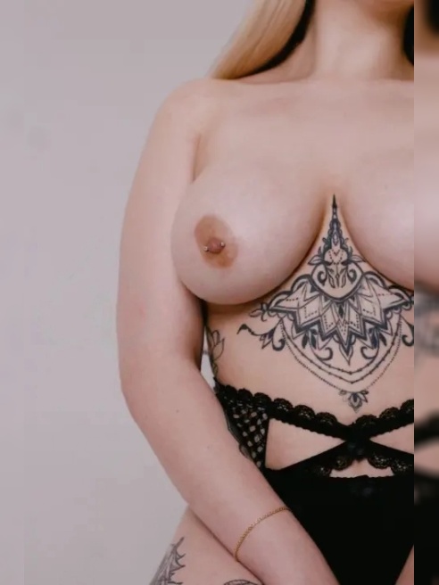 Шикарная, сексуальная, миниатюрная девочка 💋