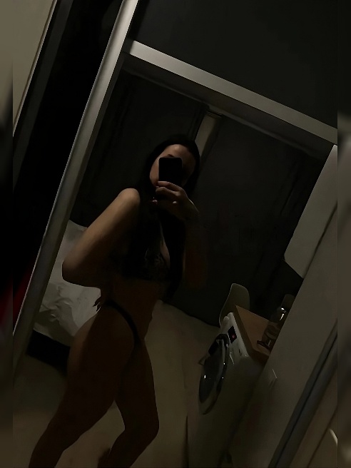 В часик включены: МБР, куни, фетиш, поцелуи, поза 69. Фотки мои, живу одна! 🍌😋 В часик включены: МБР, куни, фетиш, поцелуи, поза 69. Фотки мои, живу одна! 🍌😋
