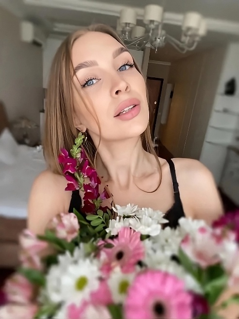 Если ты всё ещё не веришь в чудо ,значит пора познакомиться со мной 😇