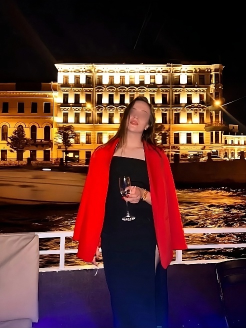 Обладательница роскошных форм без силикона ! 🔥
Большая сочная попа, натуральная грудь..
Я очень чувственная и оргазмичная)