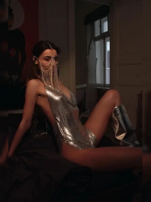Твоя девушка-загадка...✨ Твоя девушка-загадка...✨