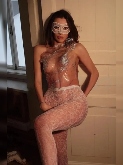 Твоя девушка-загадка...✨ Твоя девушка-загадка...✨