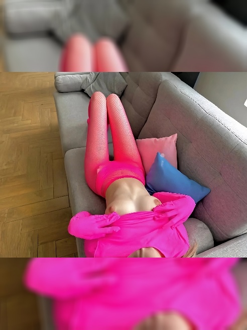 Вашему вниманию представляю саму себя - *Бажену Блаженную* ☺️ Юная и не испорченная модель ❗❗❗Закинь на себя мои длинные ноги 👣